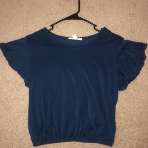 Blue t-shirt with lettuce edge sleeve